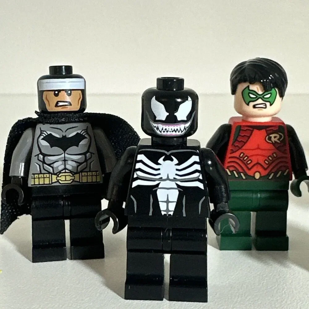 LEGO Superhero Lot of 9 Minifigures Marvel & DC Venom Batman Robin Superman